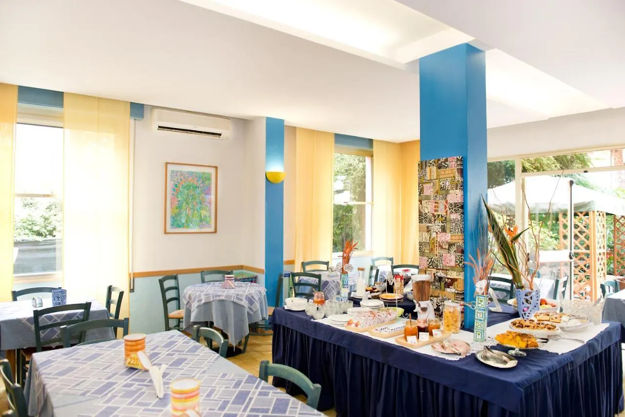 **  Hotel Villa Rosa Cesenatico Italia